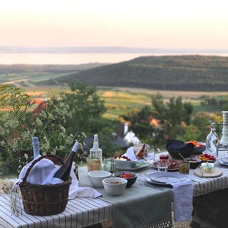 Kisvulkan Nyulontul Mencshely Εξωτερικό φωτογραφία